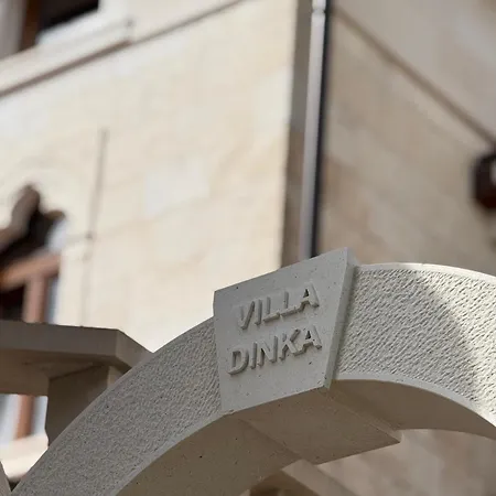 Dinka هفار