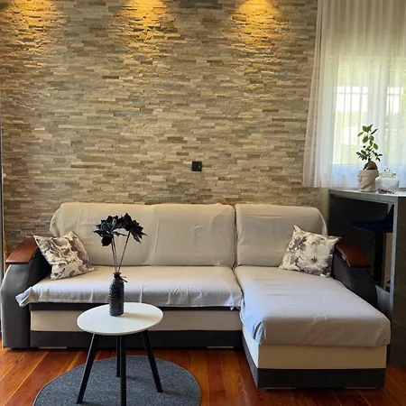 Dinka Apartment *