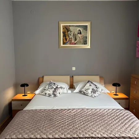Apartment Dinka Hvar Town